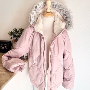 Old Navy Pink Puffer Jacket with Faux Fur